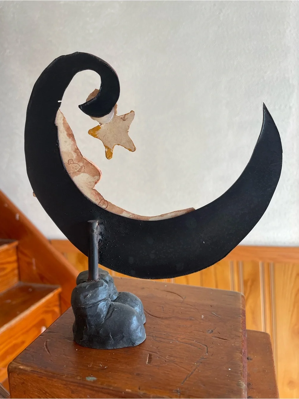 Vintage 90s Christmas Handcrafted Santa Moon   Holiday Home Decoration unique